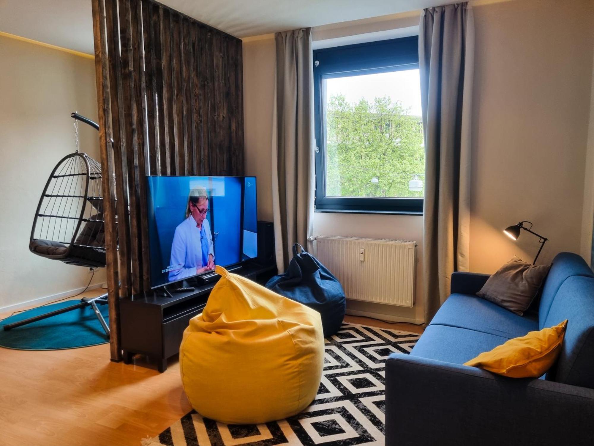 Maremar - City Design Apartment - 2 Schlafzimmer - Luxus Boxspringbetten - Kueche - Highspeed Wifi - Arbeitsplaetze براونشفايغ المظهر الخارجي الصورة